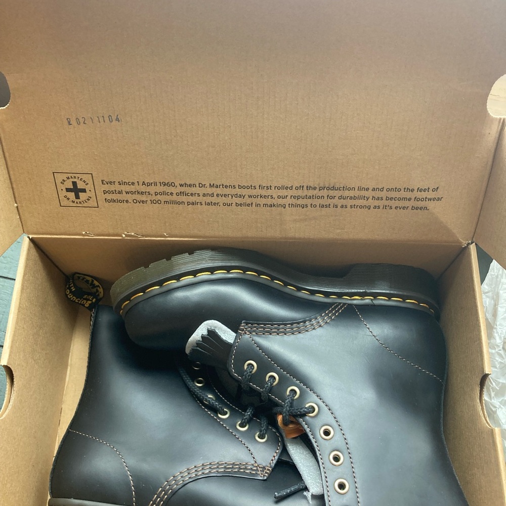 Dr. Martens 1460 Pascal Abruzzo Martin Boots Black 26940001